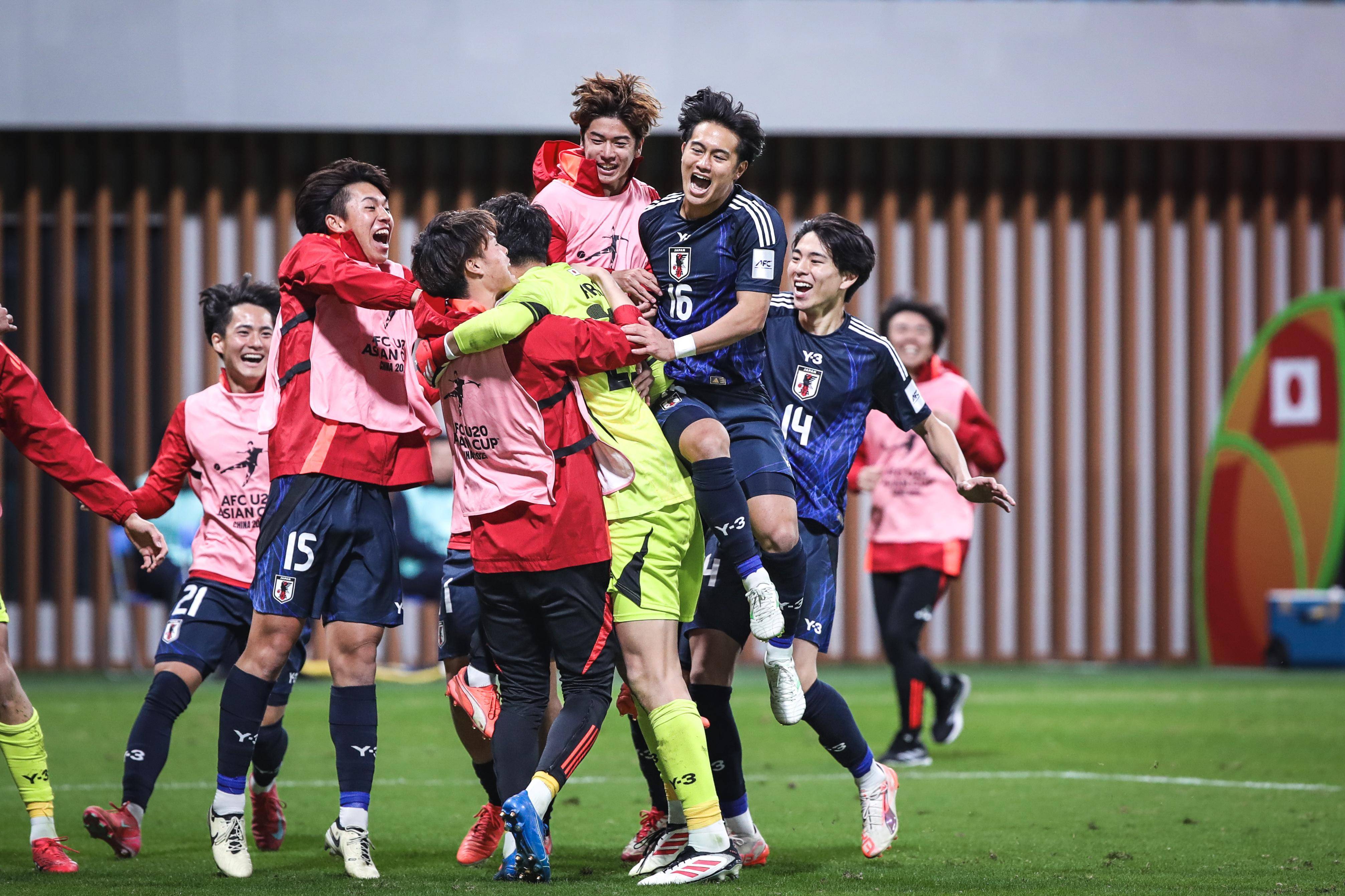 冷门频出!亚洲杯战况跌宕起伏 冷门频出!亚洲杯战况跌宕起伏