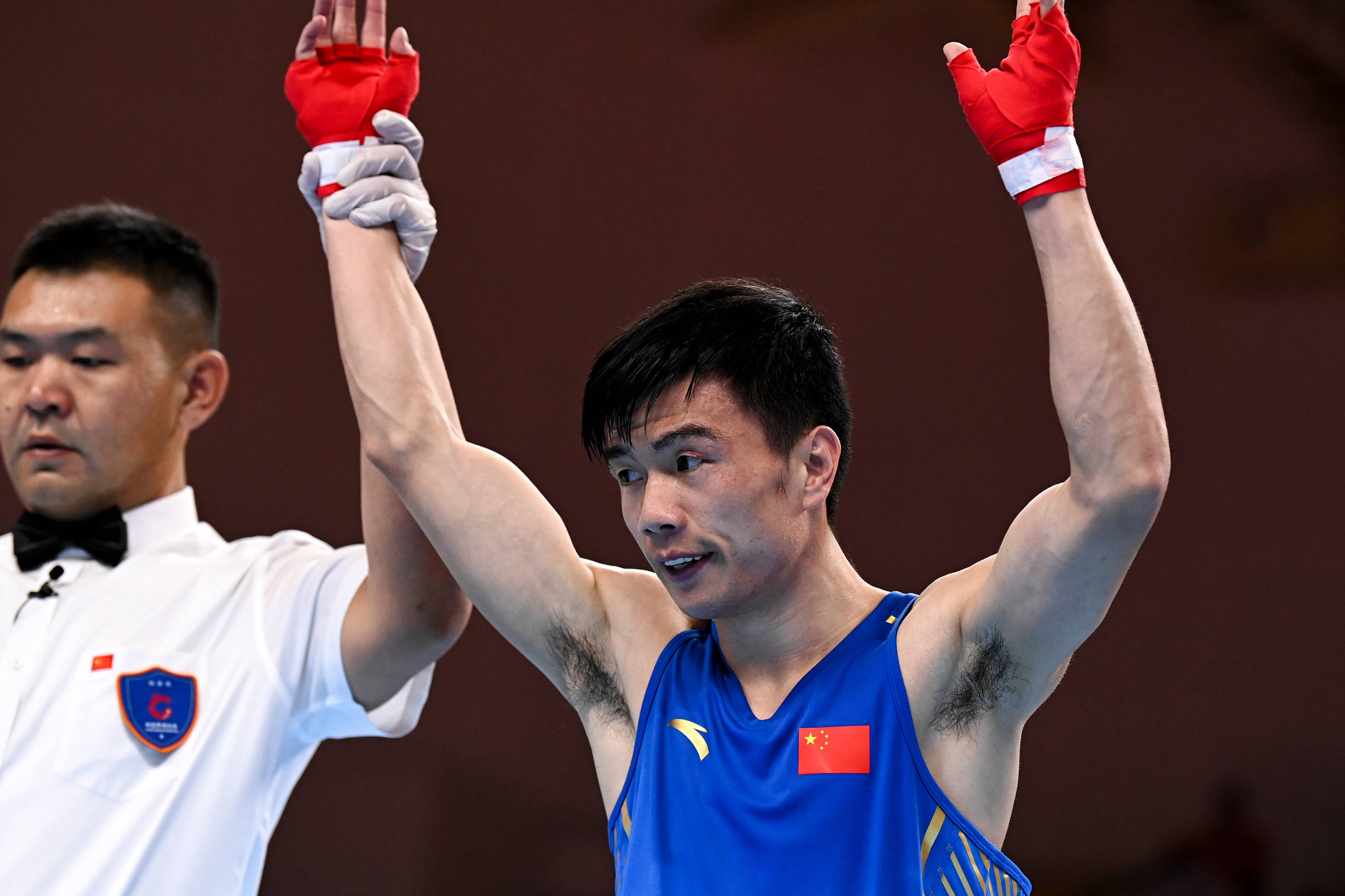 拳击队主教练发声,誓言带队登顶的简单介绍 拳击队主教练发声,誓言带队登顶的简单介绍