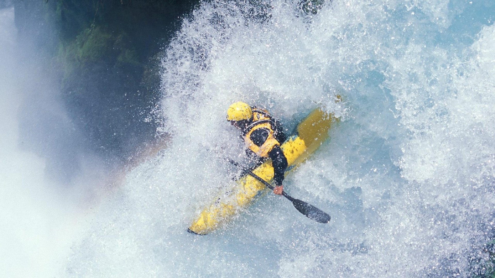连续得分浪潮与叹息之墙，库尔图瓦如何让英格兰的压制性胜利成为现实