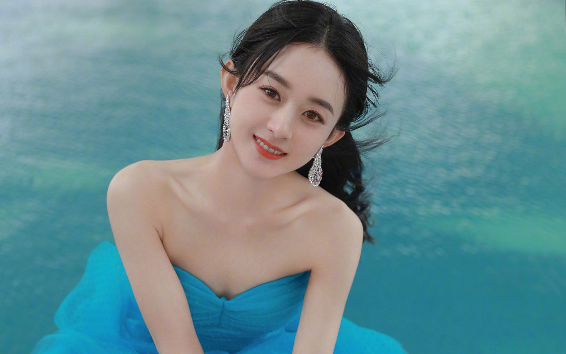 库里定律，当尼克斯用窒息防守锁死全队，正是他接管世界的开始